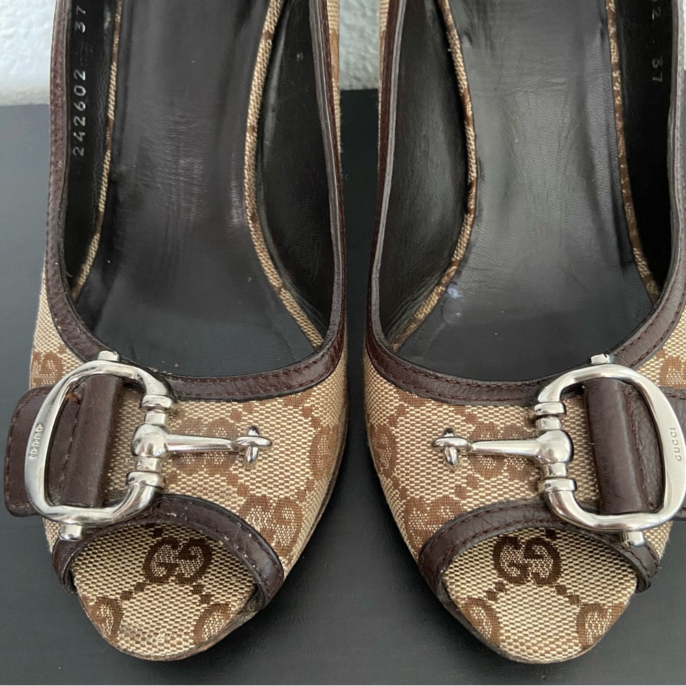 Gucci Monogram Peep-Toe Heels Brown Leather Canvas - Picture 4 of 11